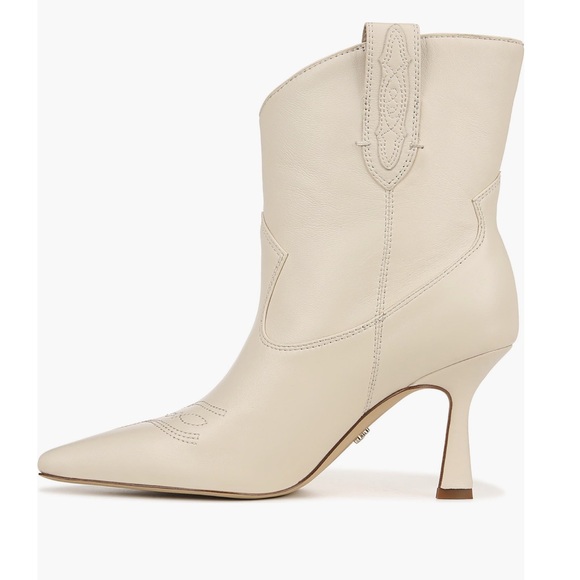 Sam Edelman Cream Heeled Boots with Western Flair - Picture 3 of 13